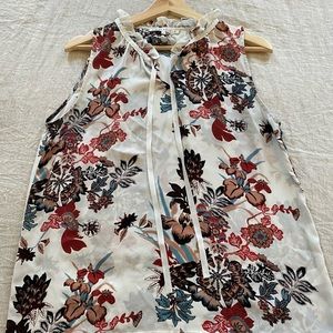 Violet & Claire sleeveless blouse